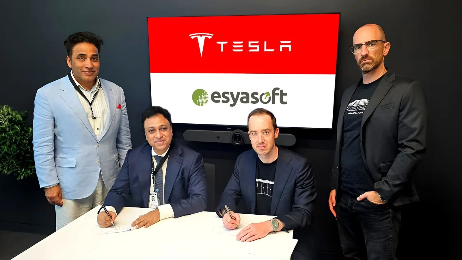 Tesla and Esyasoft to Deploy 15 GWh of Battery Storage
